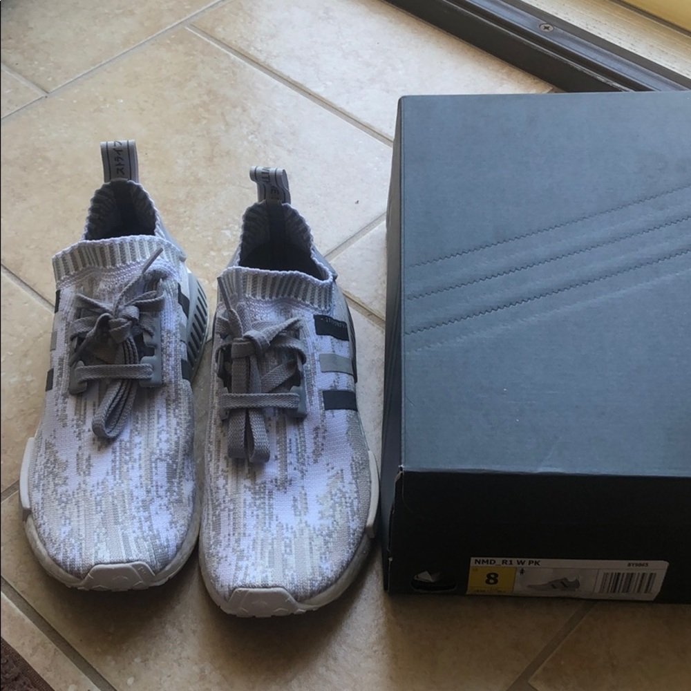 Adidas white Japanese writing sneaker